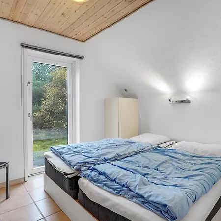 Tatil Evi Stunning In Rm With Wifi, Private Swimming Pool And Indoor Swimming Pool Kongsmark